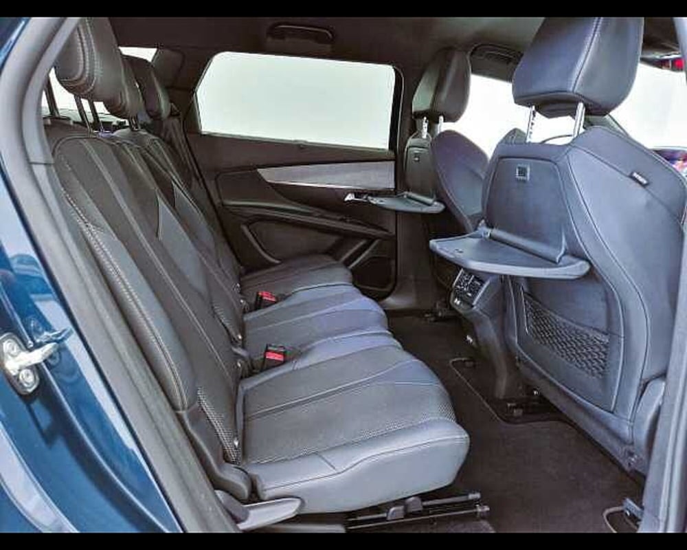 Peugeot 5008 usata a Milano (11)