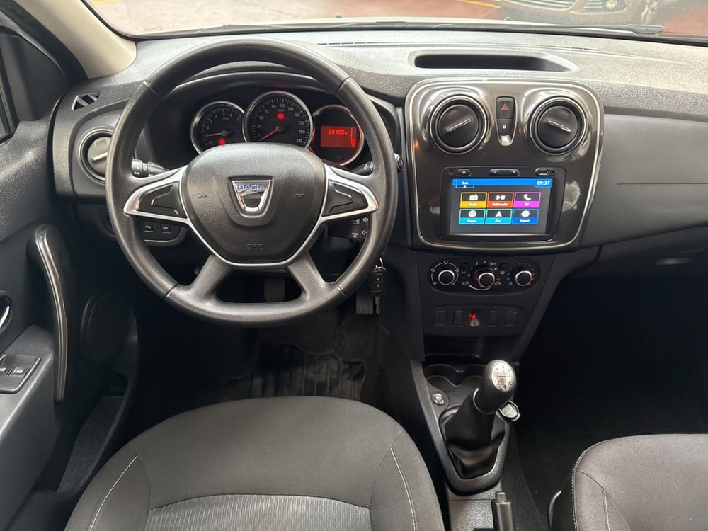 Dacia Sandero usata a Como (7)