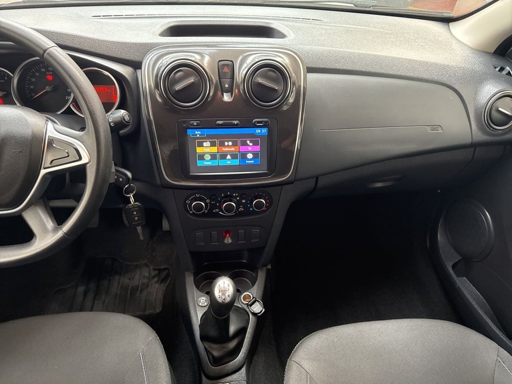 Dacia Sandero usata a Como (9)