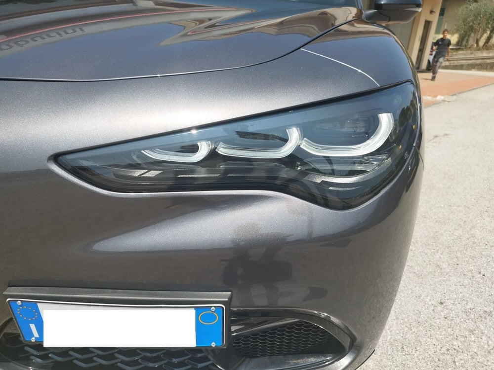 Alfa Romeo Stelvio usata a Arezzo (19)