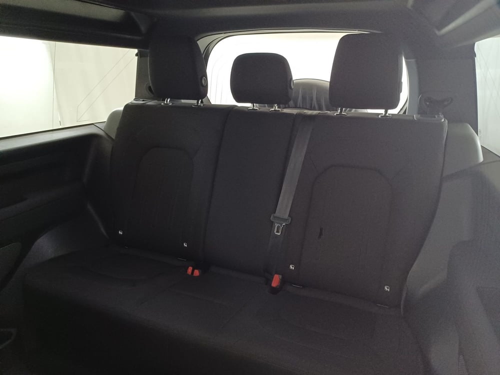 Land Rover Defender usata a Torino (5)