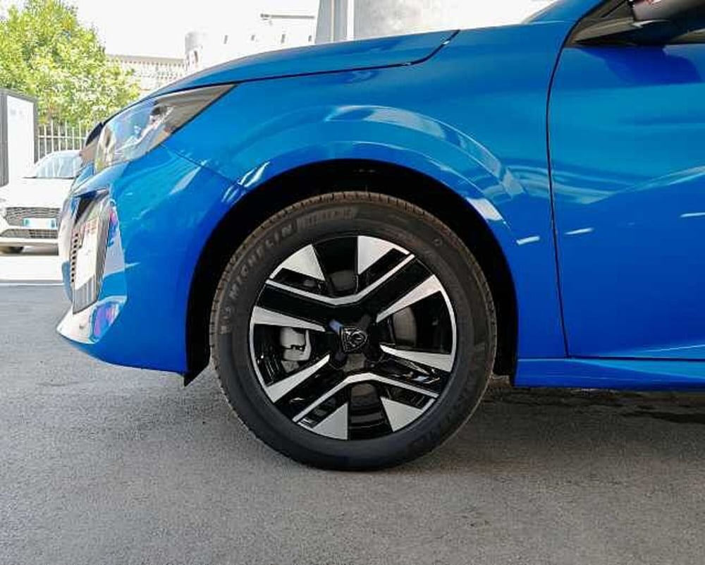 Peugeot 208 nuova a Palermo (6)