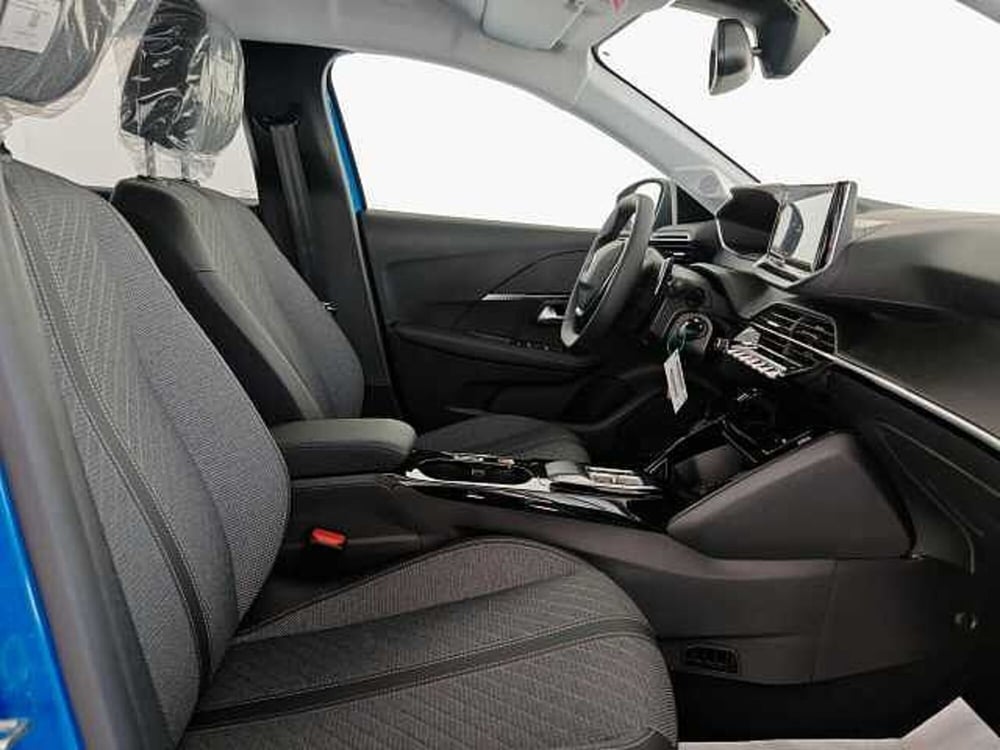 Peugeot 208 nuova a Palermo (7)