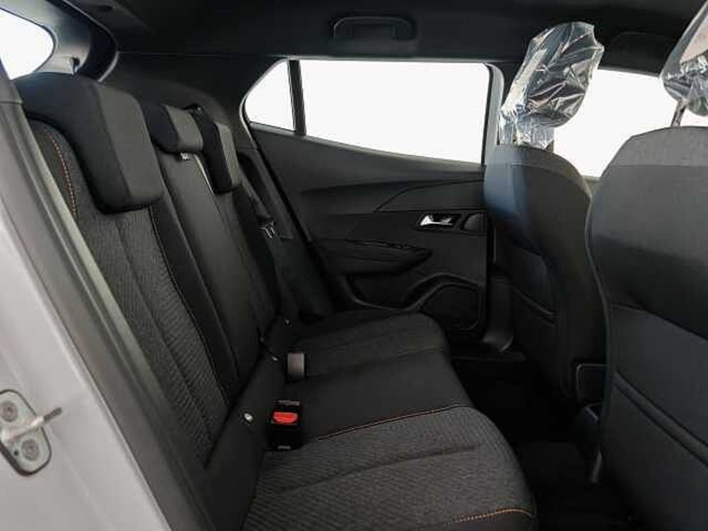Peugeot 2008 nuova a Palermo (8)