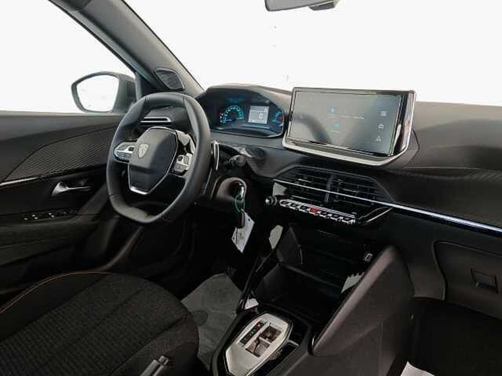 Peugeot 2008 nuova a Palermo (9)