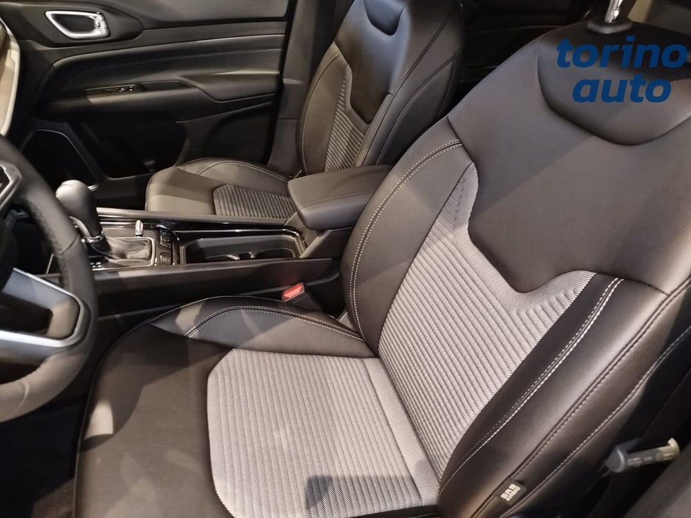 Jeep Compass nuova a Torino (14)