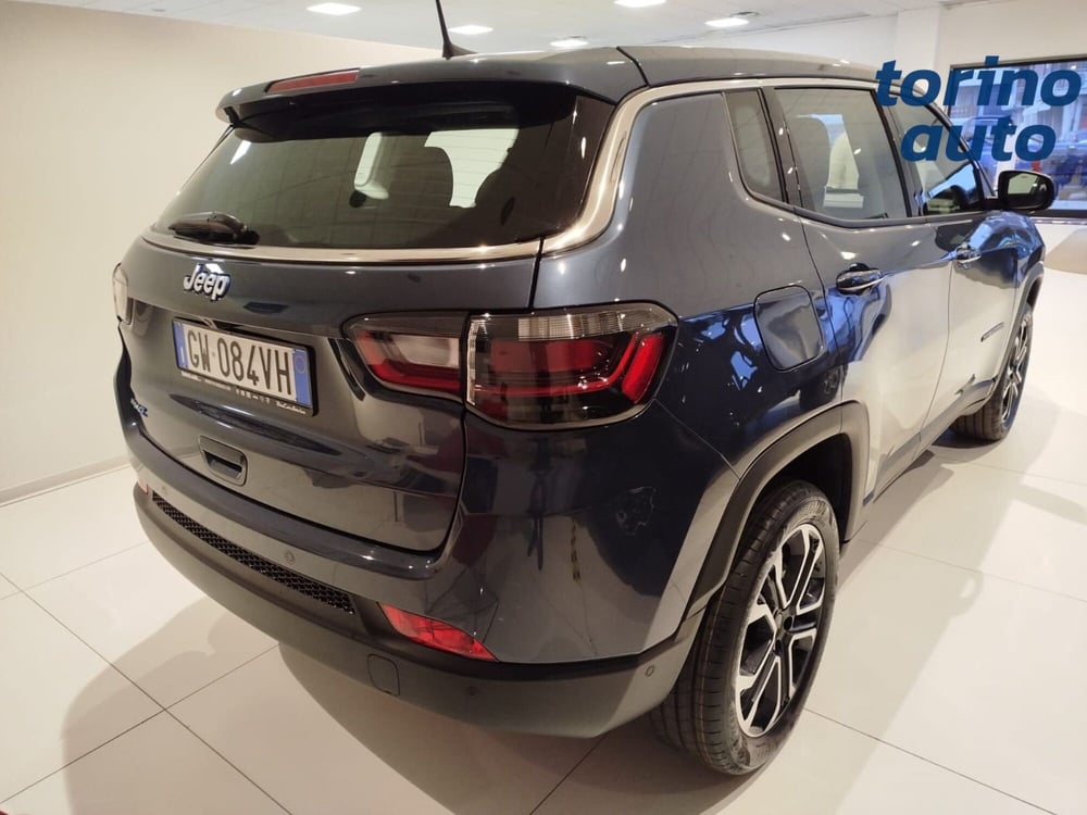 Jeep Compass nuova a Torino (6)