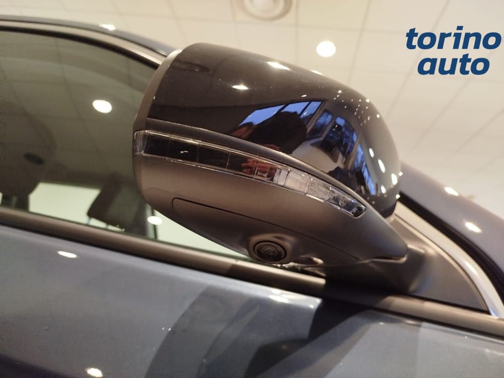 Jeep Compass nuova a Torino (9)