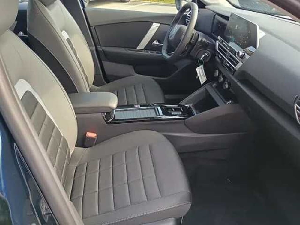 Citroen C4 nuova a Milano (10)