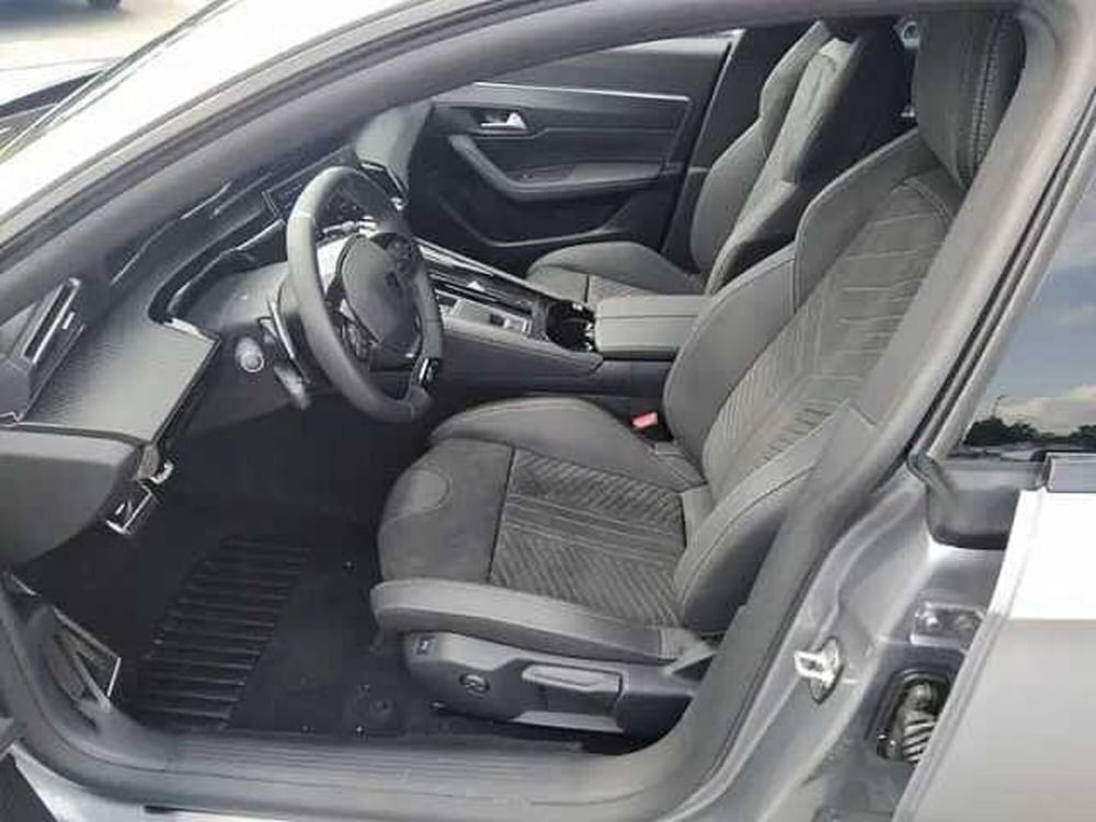 Peugeot 508 SW nuova a Milano (8)