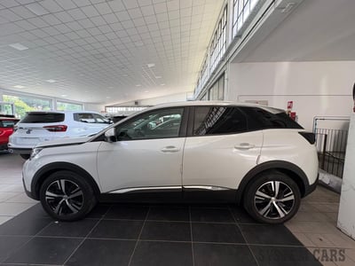 Peugeot 3008 PureTech Turbo 130 S&amp;S Allure Pack del 2018 usata a Meda