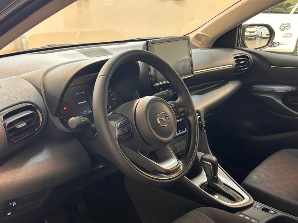 Mazda Mazda2 Hybrid nuova a Verona (7)