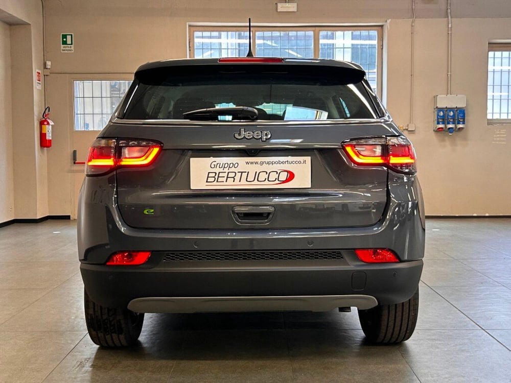 Jeep Compass nuova a Verona (5)