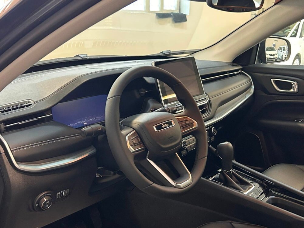 Jeep Compass nuova a Verona (7)