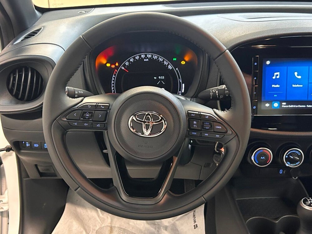 Toyota Aygo X nuova a Verona (10)