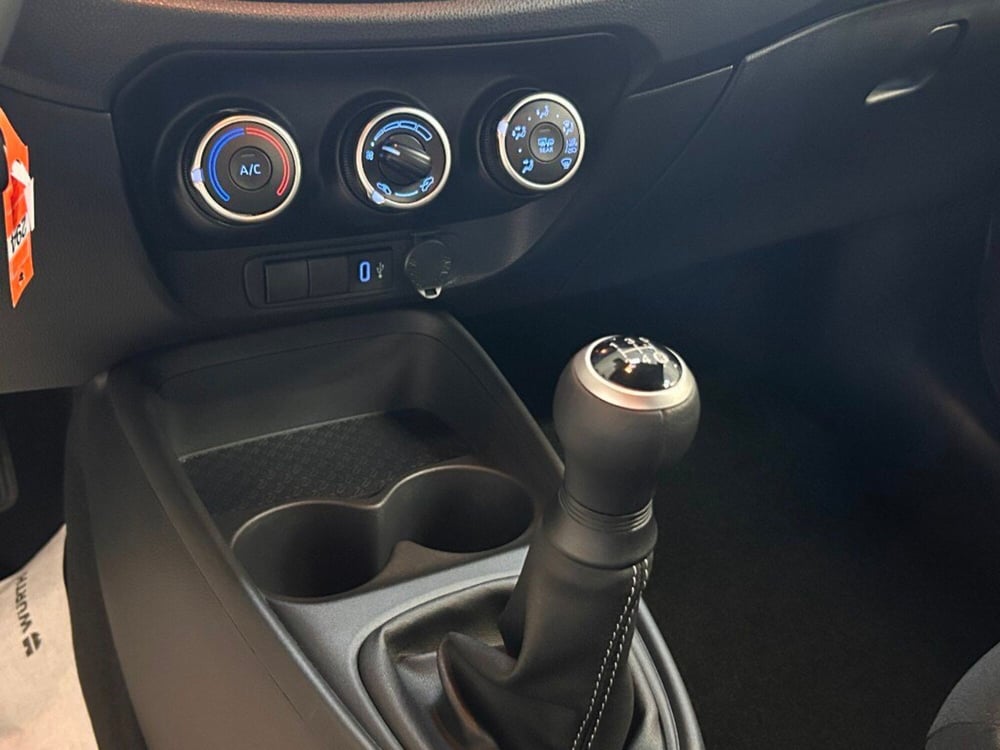 Toyota Aygo X nuova a Verona (11)