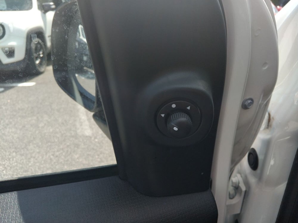 Fiat Panda nuova a Latina (14)