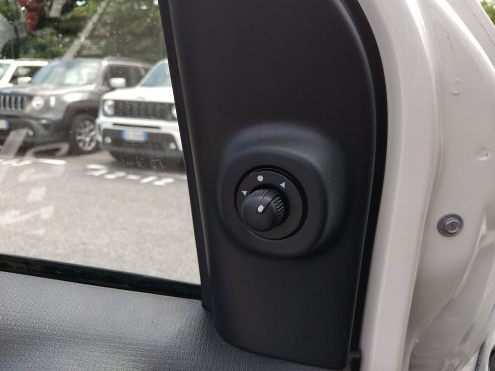 Fiat Panda nuova a Latina (13)