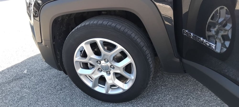 Jeep Renegade usata a Latina (15)