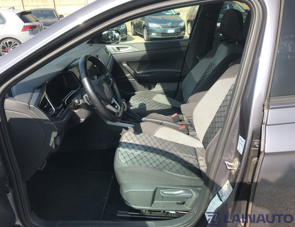 Volkswagen Taigo usata a Milano (14)