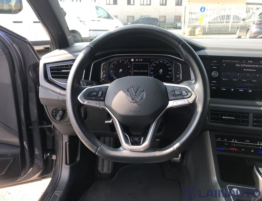 Volkswagen Taigo usata a Milano (17)