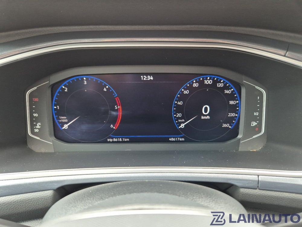 Volkswagen T-Roc usata a Milano (19)