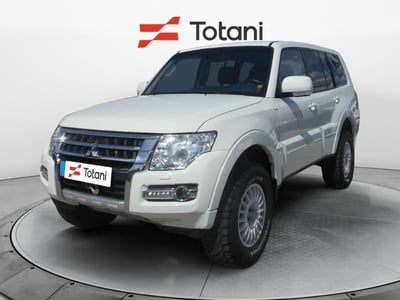 Mitsubishi Pajero 3.2 DI-D 16V 5p. Intense DPF del 2014 usata a L&#039;Aquila
