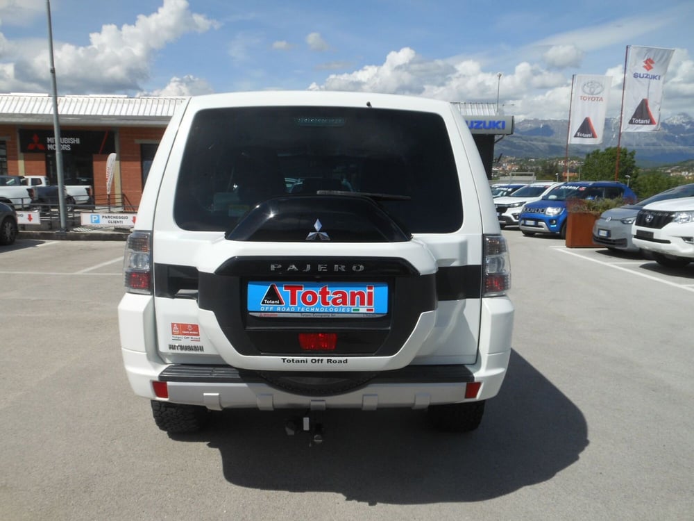 Mitsubishi Pajero usata a L'Aquila (12)