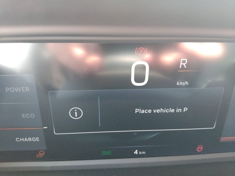 Jeep Avenger nuova a Roma (15)