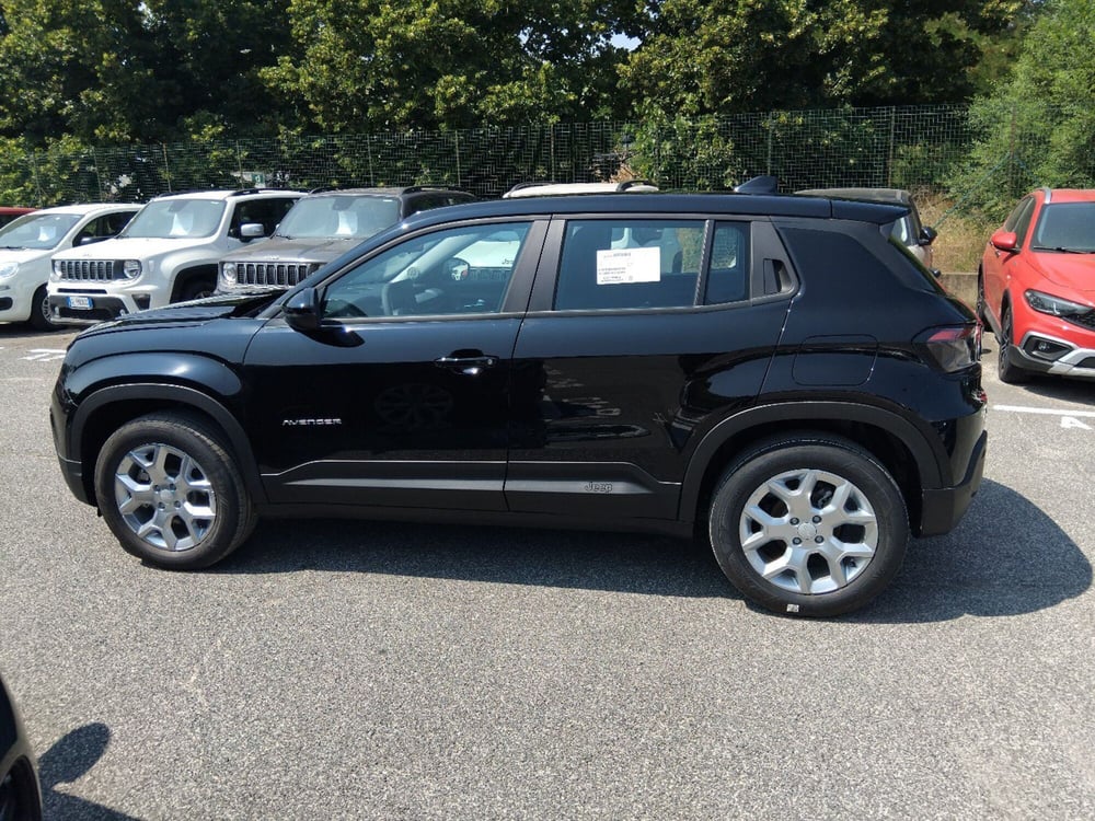 Jeep Avenger nuova a Roma (8)
