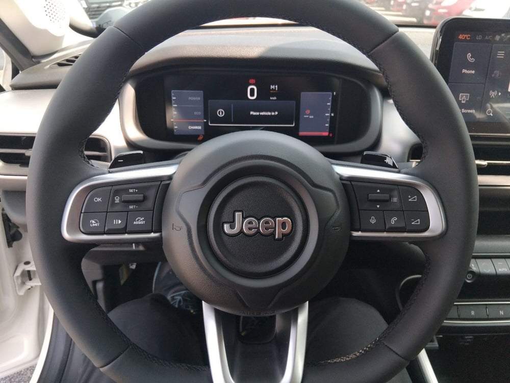 Jeep Avenger nuova a Roma (14)