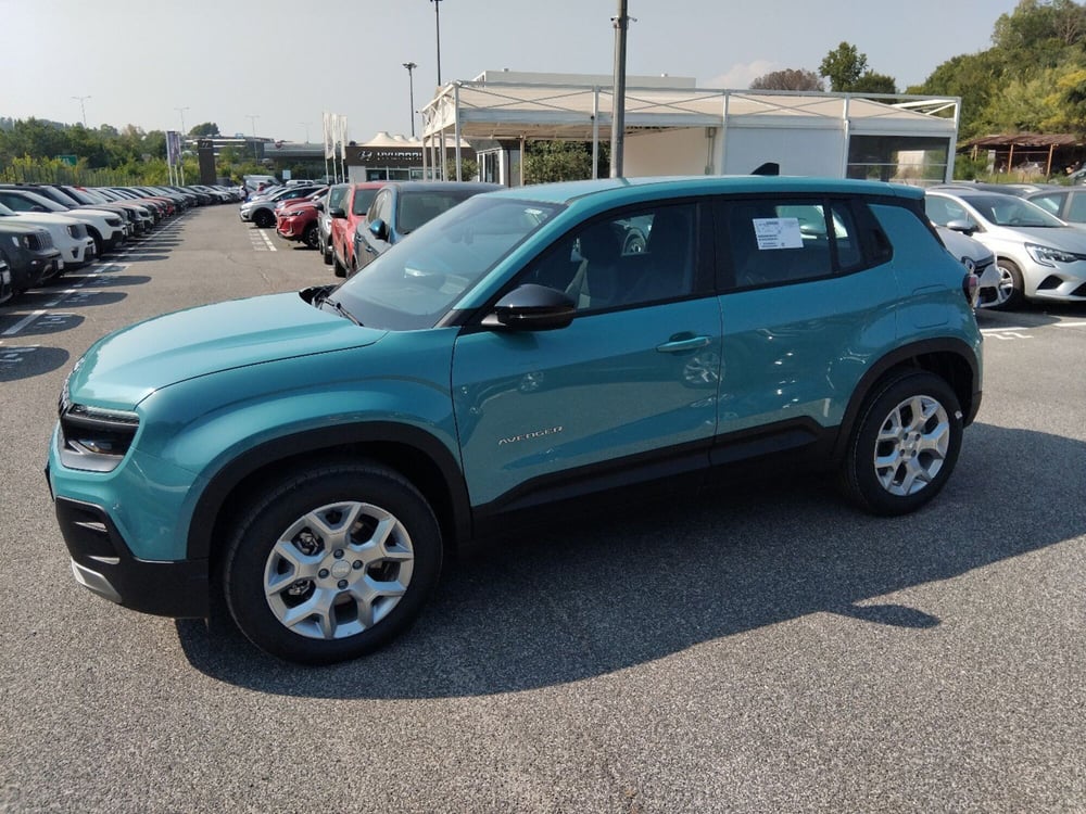 Jeep Avenger nuova a Roma (8)