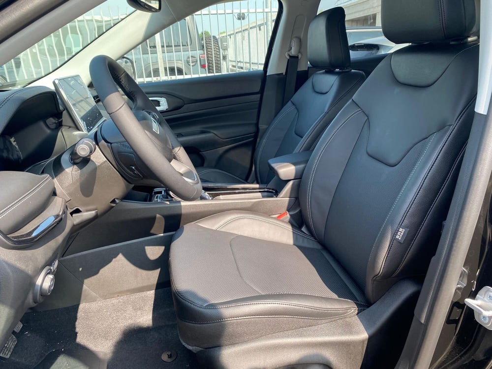 Jeep Compass nuova a Milano (10)