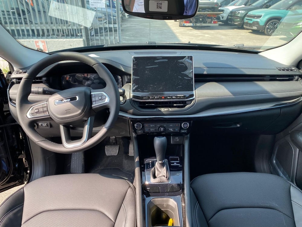 Jeep Compass nuova a Milano (11)