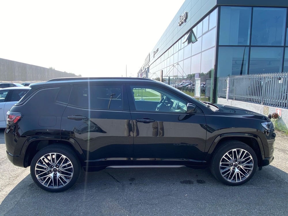 Jeep Compass nuova a Milano (6)