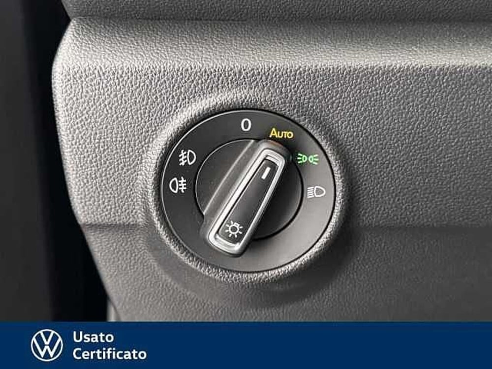 Volkswagen T-Roc usata a Vicenza (12)