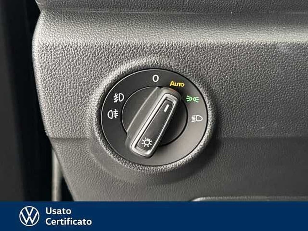 Volkswagen T-Roc usata a Vicenza (13)