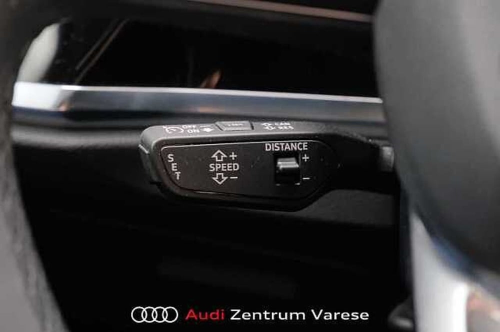 Audi Q3 Sportback usata a Varese (11)