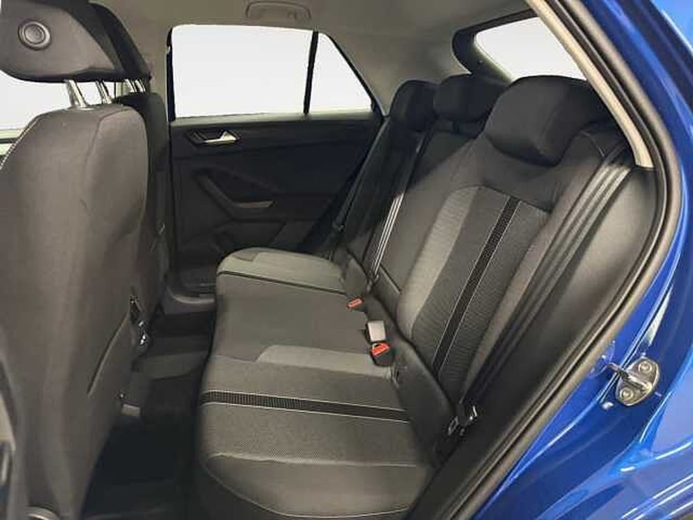 Volkswagen T-Roc nuova a Lecco (10)