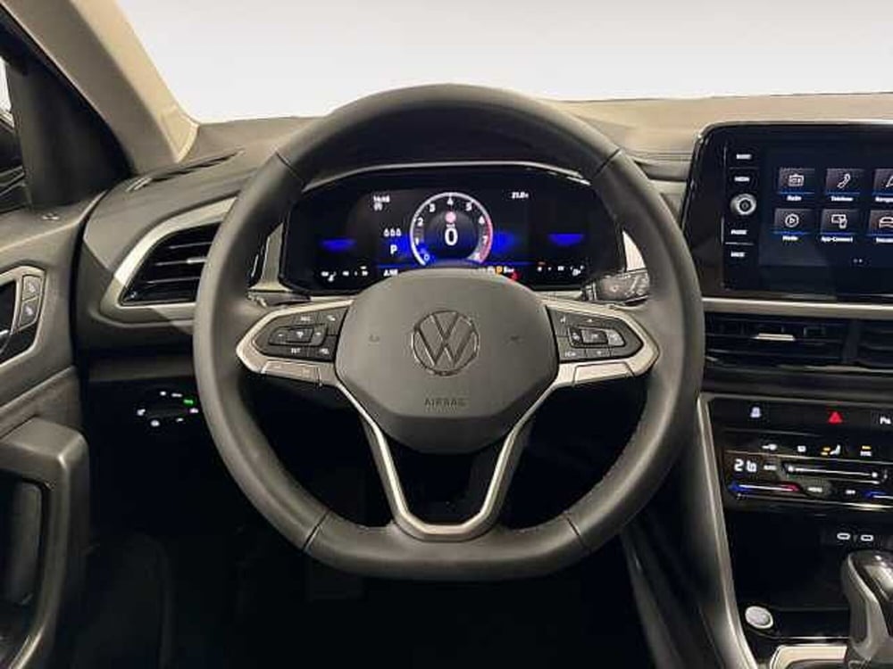 Volkswagen T-Roc nuova a Lecco (6)