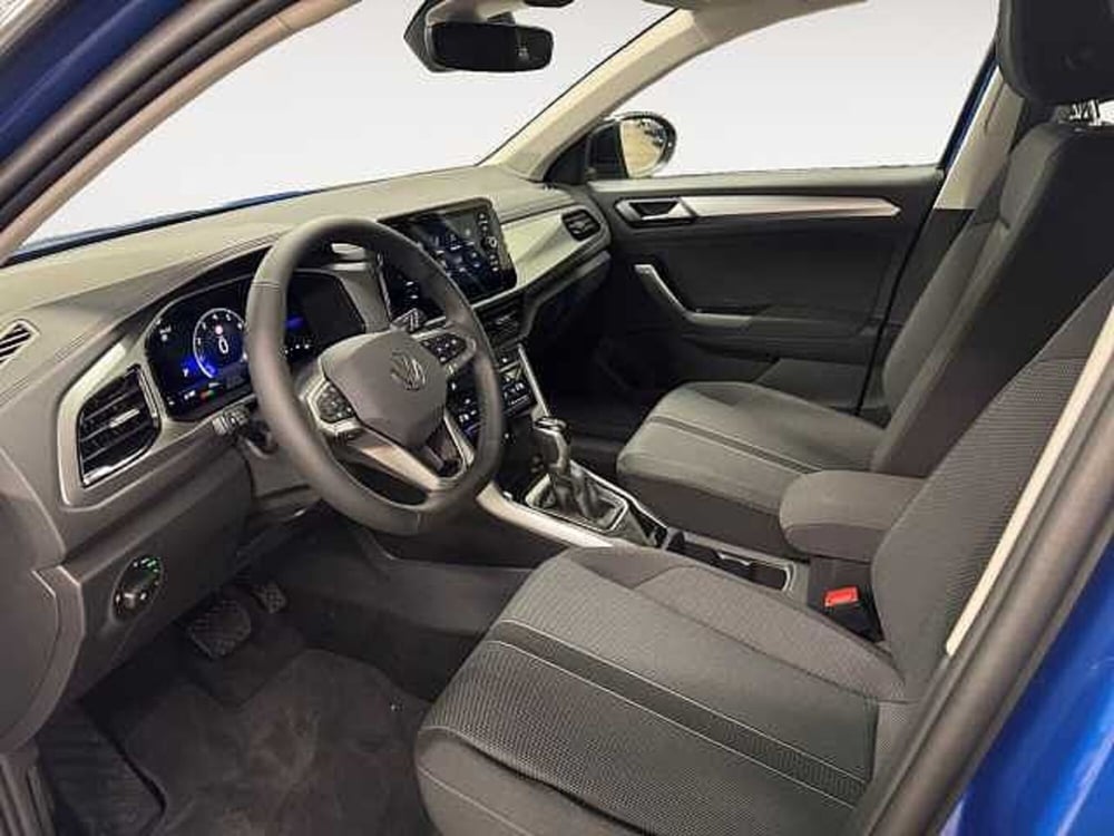 Volkswagen T-Roc nuova a Lecco (7)
