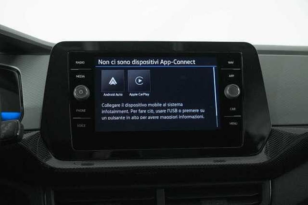 Volkswagen T-Cross usata a Como (16)