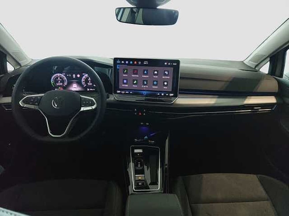 Volkswagen Golf nuova a Como (10)