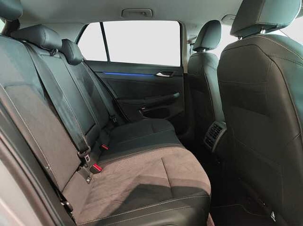 Volkswagen Golf nuova a Como (13)