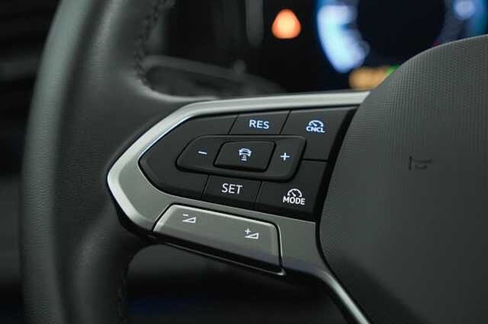 Volkswagen Tiguan usata a Como (18)