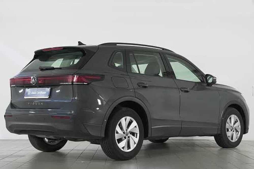 Volkswagen Tiguan usata a Como (4)