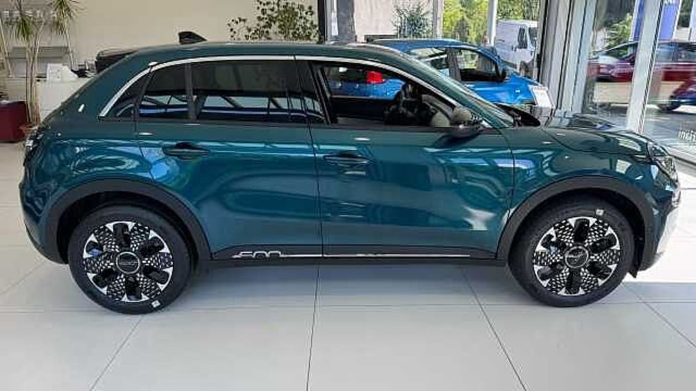 Fiat 600 nuova a Milano (6)