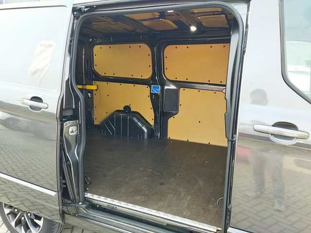 Ford Transit Custom Furgone usata a Torino (11)