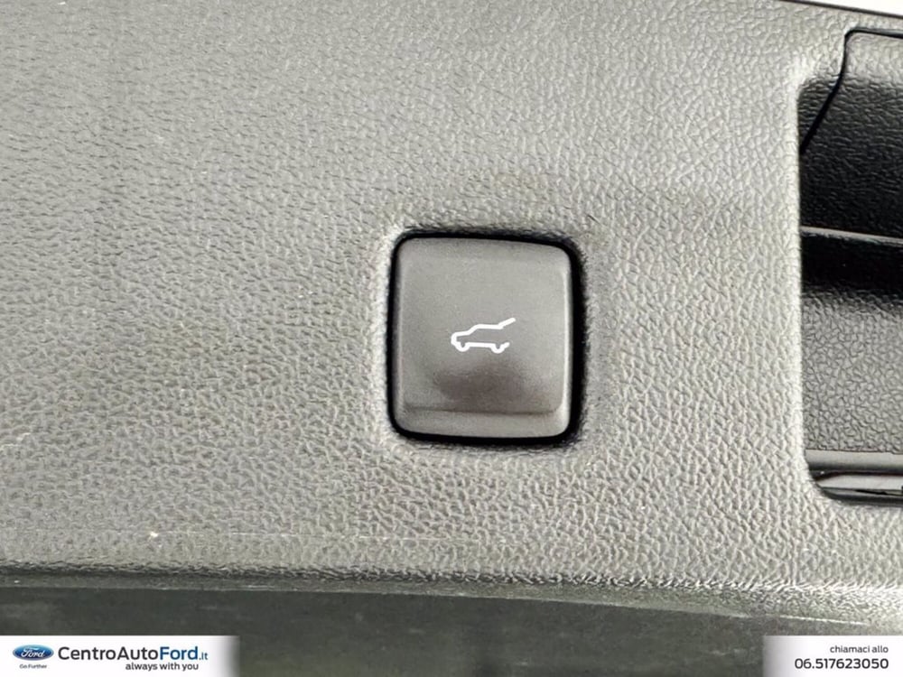 Ford Kuga usata a Roma (12)