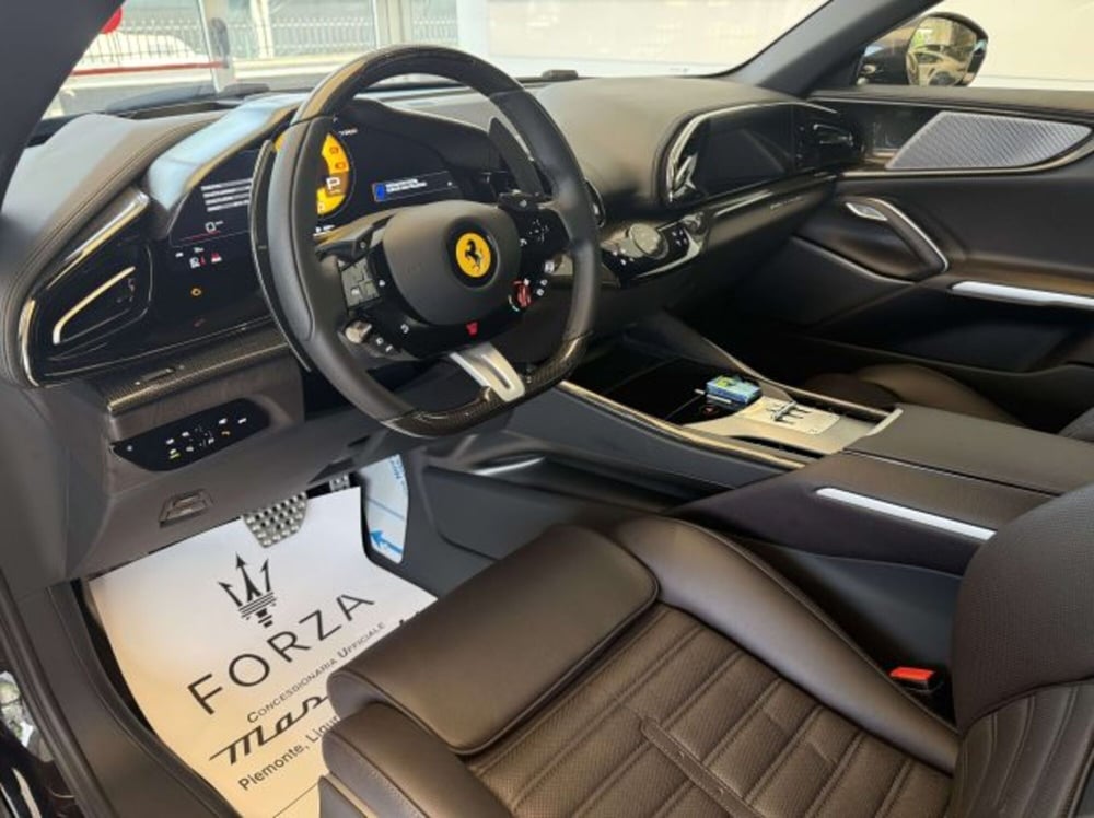 Ferrari Purosangue nuova a Torino (9)